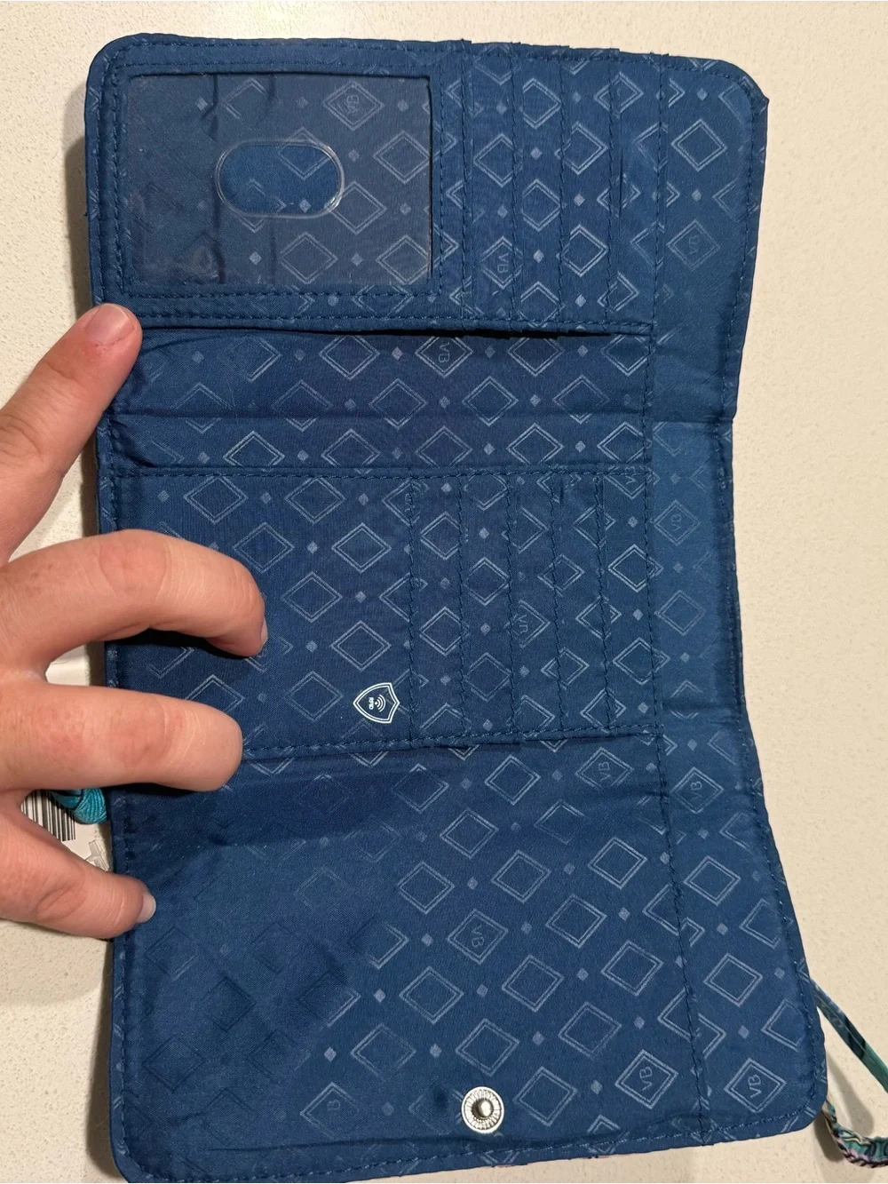 NWT Vera Bradley SMARTPHONE WRISTLET PEACOCK GARDEN Wallet Phone Blue Green